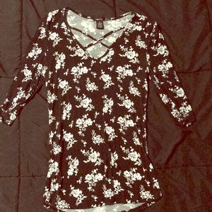 Women’s Quarter Sleeve